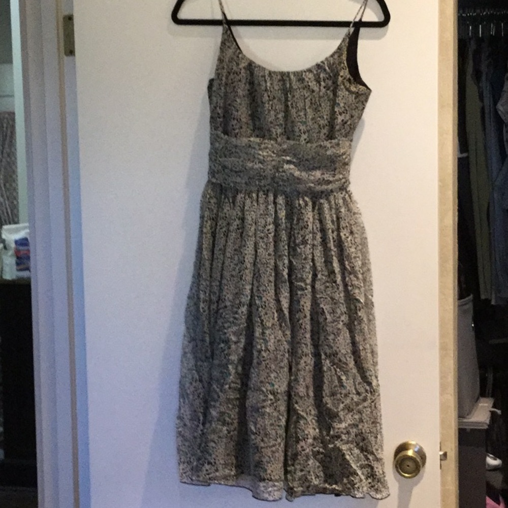 Women’s dress